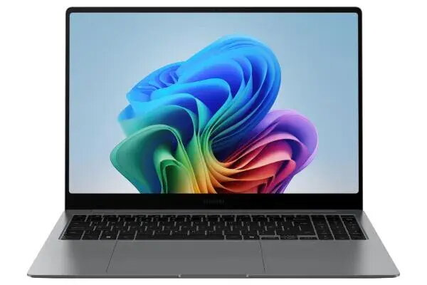 Laptop Samsung Galaxy Book5 15.6" Intel Ultra 5 16GB RAM 512GB SSD Arc